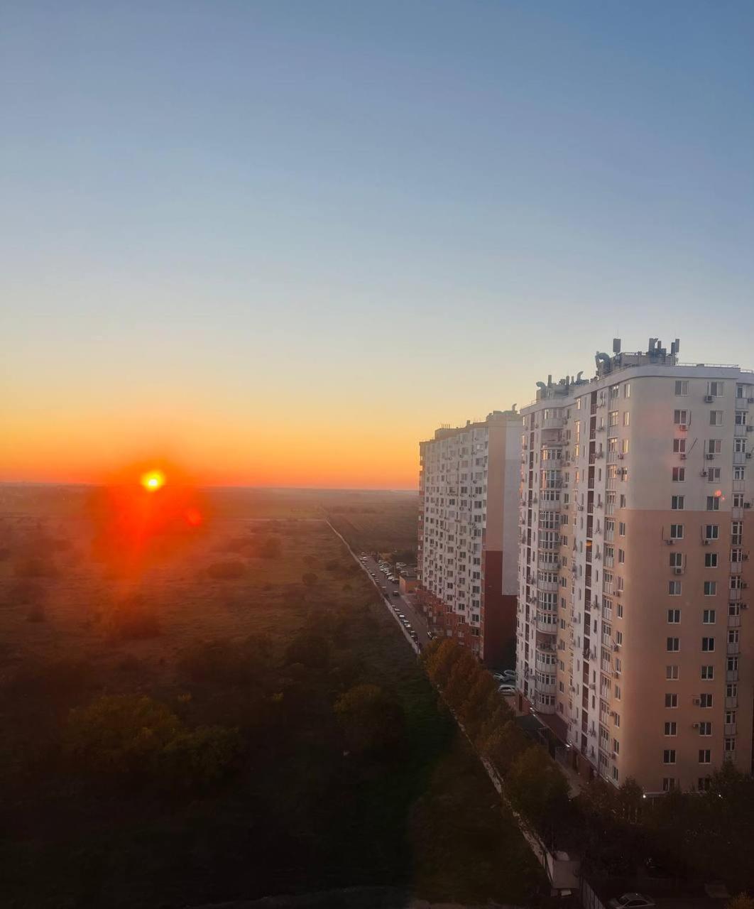 Квартира В Новострое Odesa Exterior foto